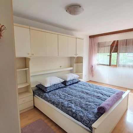 קורניצה Apartman Caco3 - Potpuno Opremljen Stan U Blizini Plitvickih Jezera מראה חיצוני תמונה
